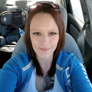 Meet your Posher, Renee